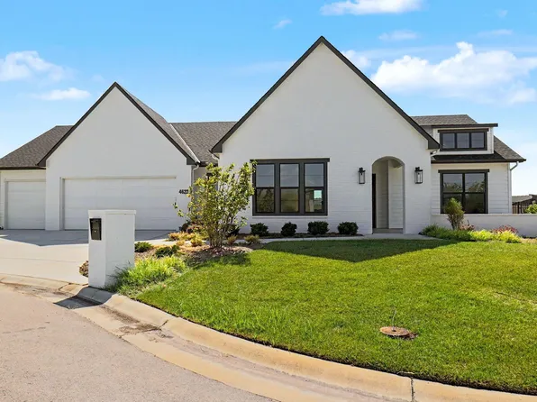4622 W Emerald Bay Ct, Wichita, KS 67205