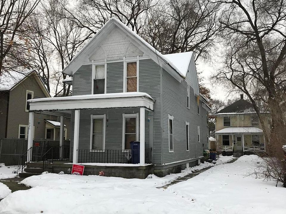1st image of 1025 Alpine Ave NW