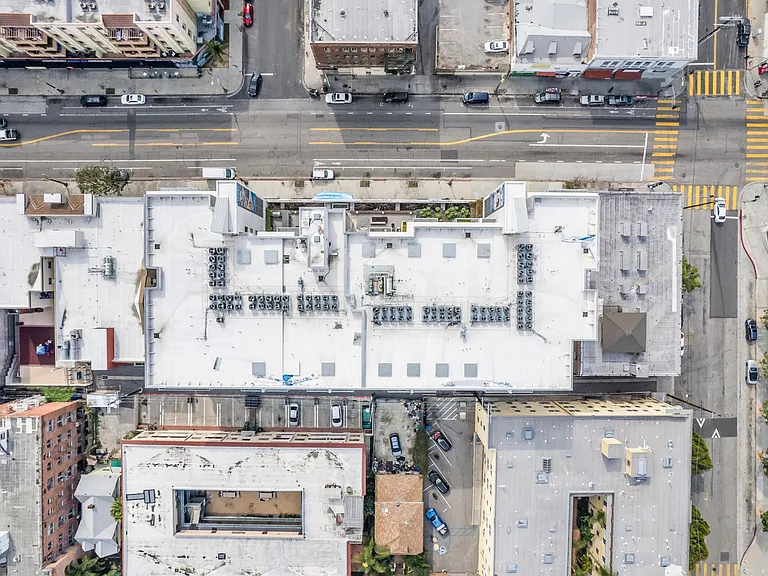 Seven West DTLA — Photo 153