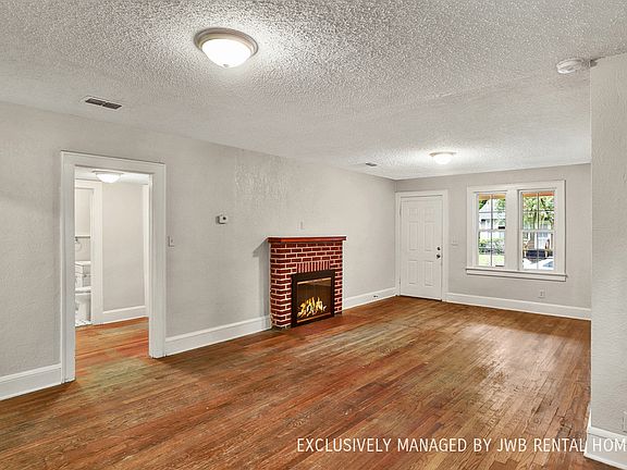 2nd image of 6500 Evelyn Dr