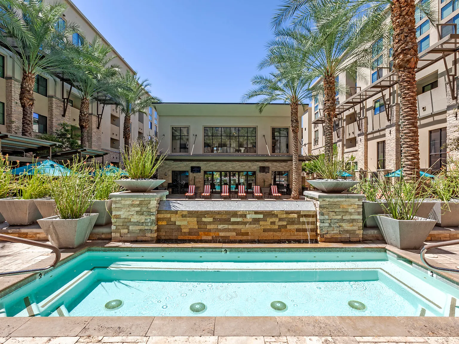 Biltmore at Camelback — Photo 2