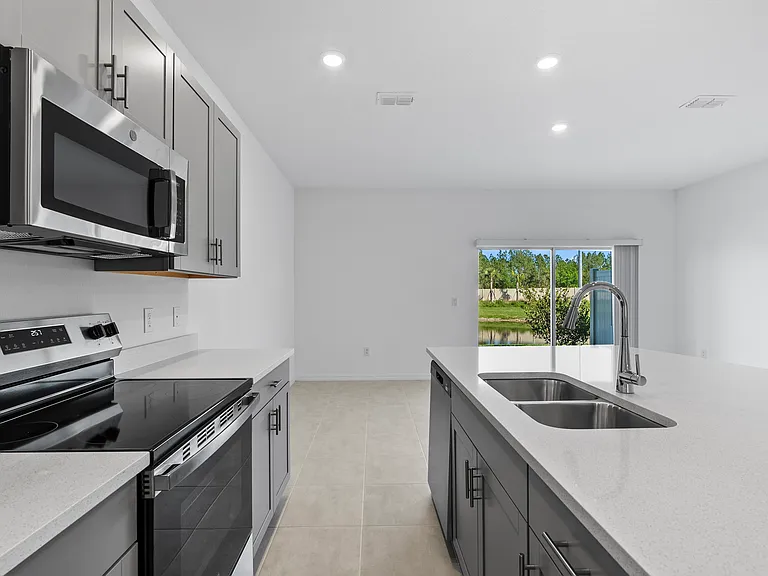 2130 Hallier Cv — Photo 14