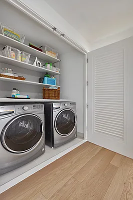 Rented by Vector New York, LLC | media 8