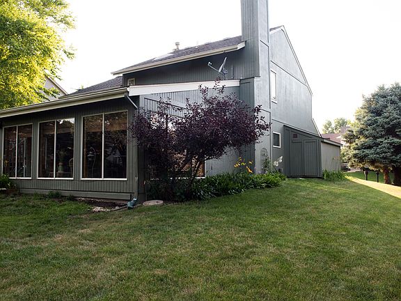 5th image of 7920 Beechwood Ct