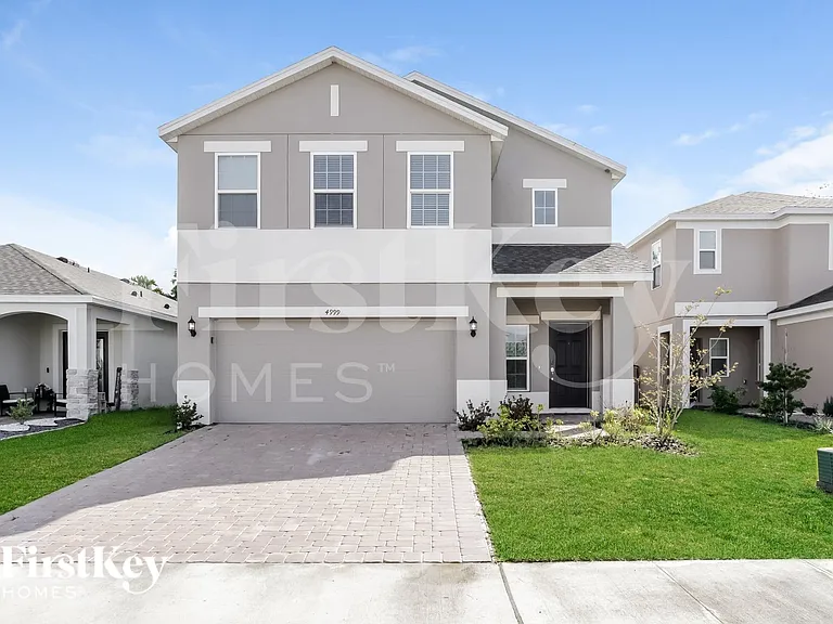 4999 Royal Point Ave — Photo 1