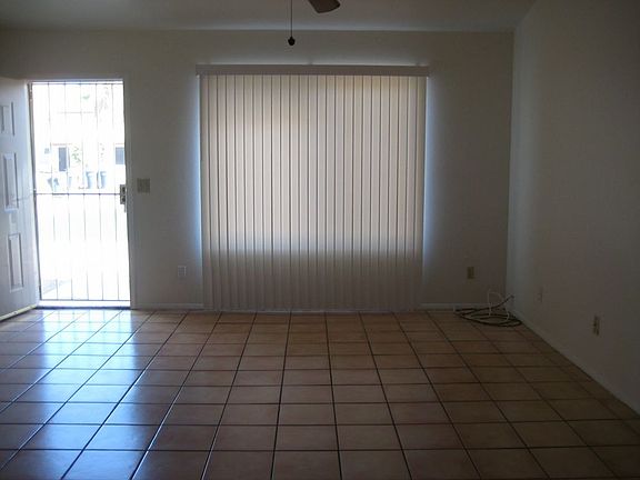 3rd image of 6157 E Glencove St