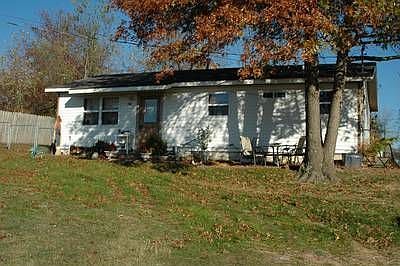 1st image of 1502 Bryan Dr