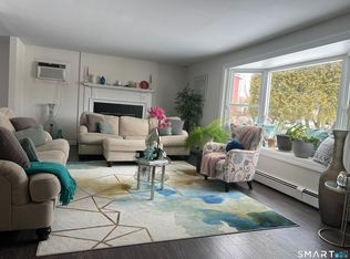 79 Westbrook Dr, Waterbury, CT 06705