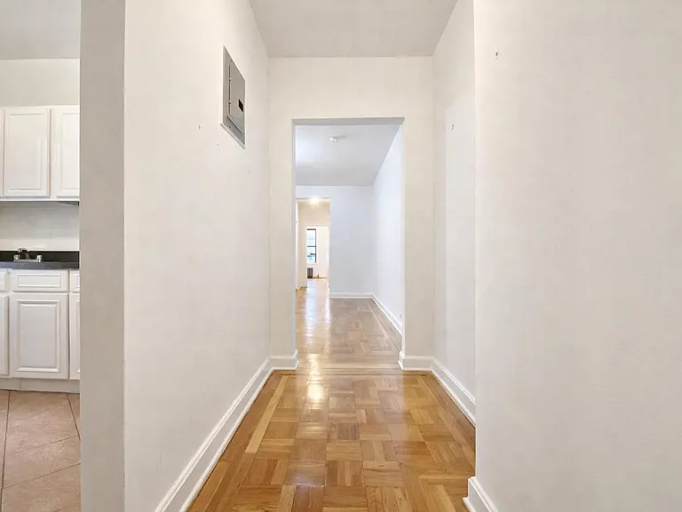 590 Fort Washington Ave #4F — Photo 6