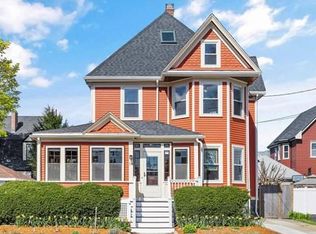 14 Farragut Ave, Medford, MA 02155