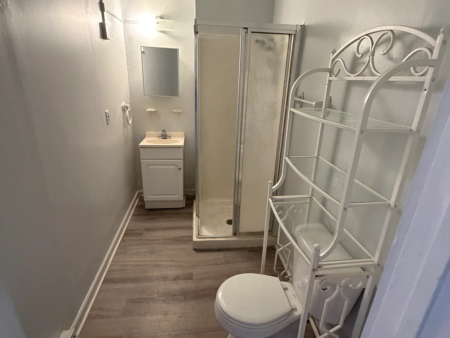 1 bed, 600 sqft, $1,300 — Photo 2