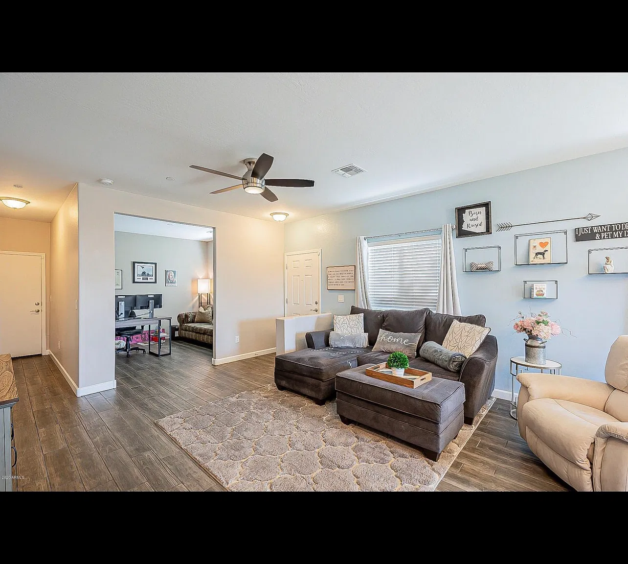 3 bed, 2.5 bath, 1380 sqft, $2,250 — Photo 2