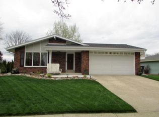 1651 Haymarket Rd, Waukesha, WI 53189
