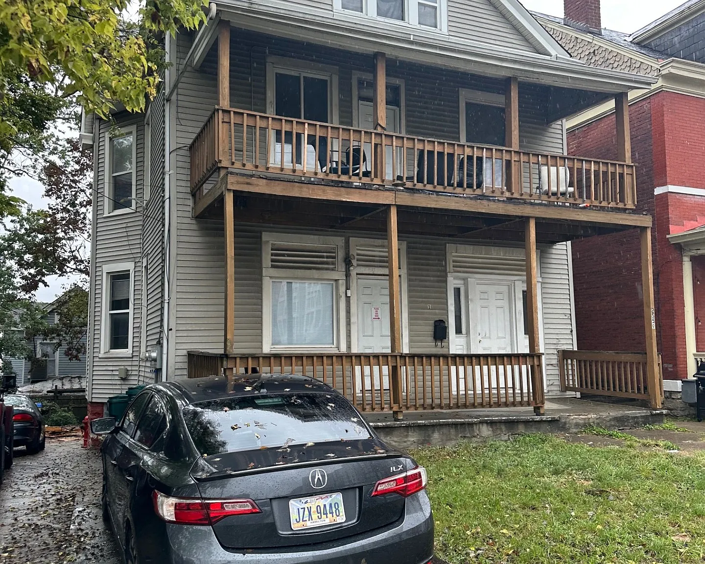 9 bed, 2900 sqft, $6,500 — Photo 1