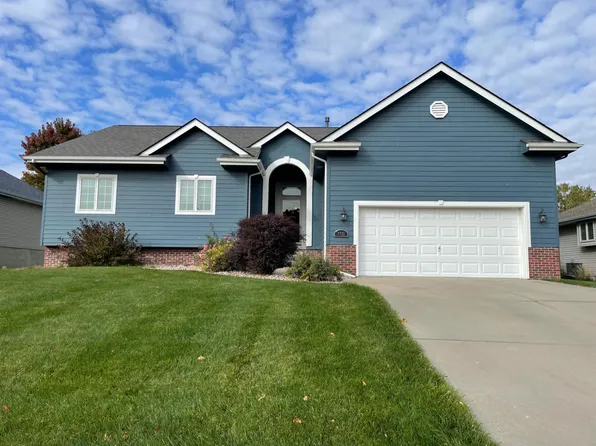 7712 S 166th St, Omaha, NE 68136