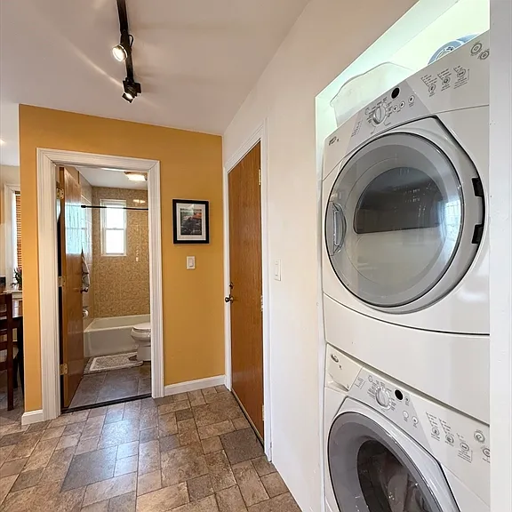 295 Allston St #1A — Photo 7