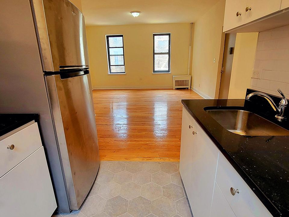 1st image of 132-09 Maple Ave #31R