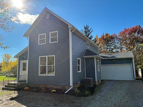 407 Barker Street