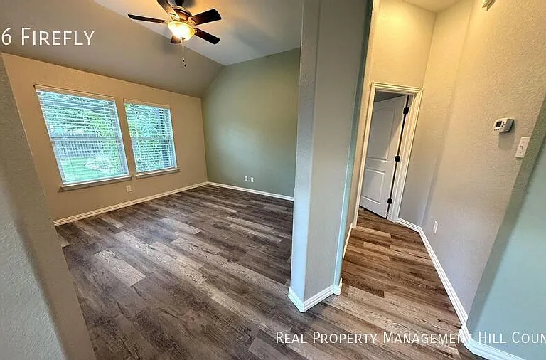 106 Firefly Ct — Photo 17