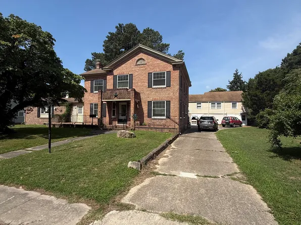 147 Algonquin Rd, Hampton, VA 23661