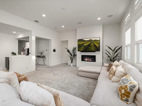 39057 Mondell Pine Ave, Palmdale, CA 93551