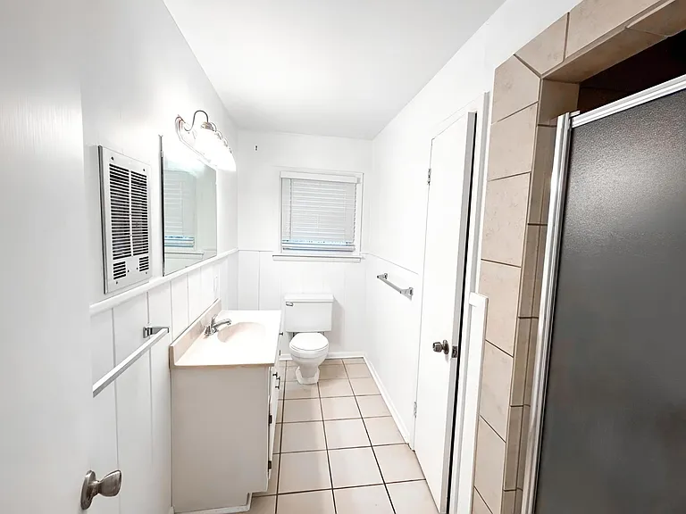 301 Randle Dr — Photo 9