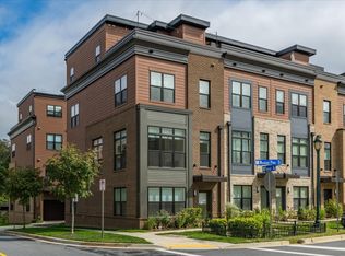 3301 Woodland Phlox St, Rockville, MD 20852