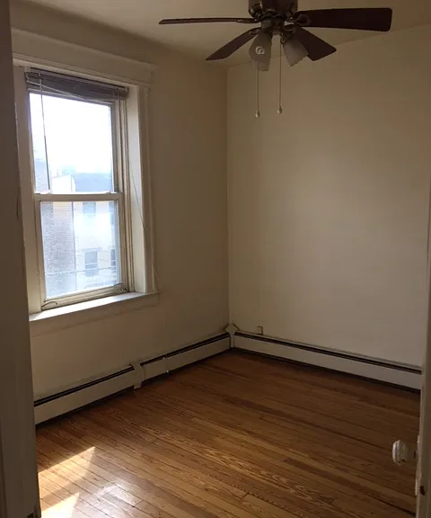 171-173 Van Buren St #10 — Photo 6