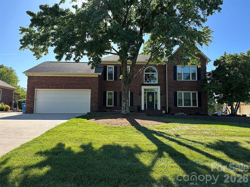 1st image of 8219 Deer Dr