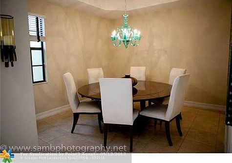 4th image of 10683 SW 50th St