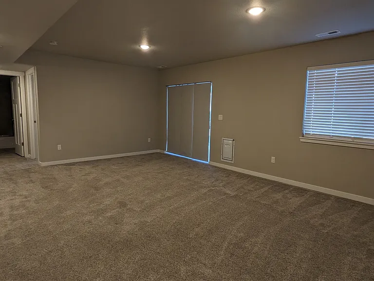 4948 Wolf Moon Dr — Photo 38