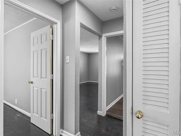 7471 Sharon Dr — Photo 14