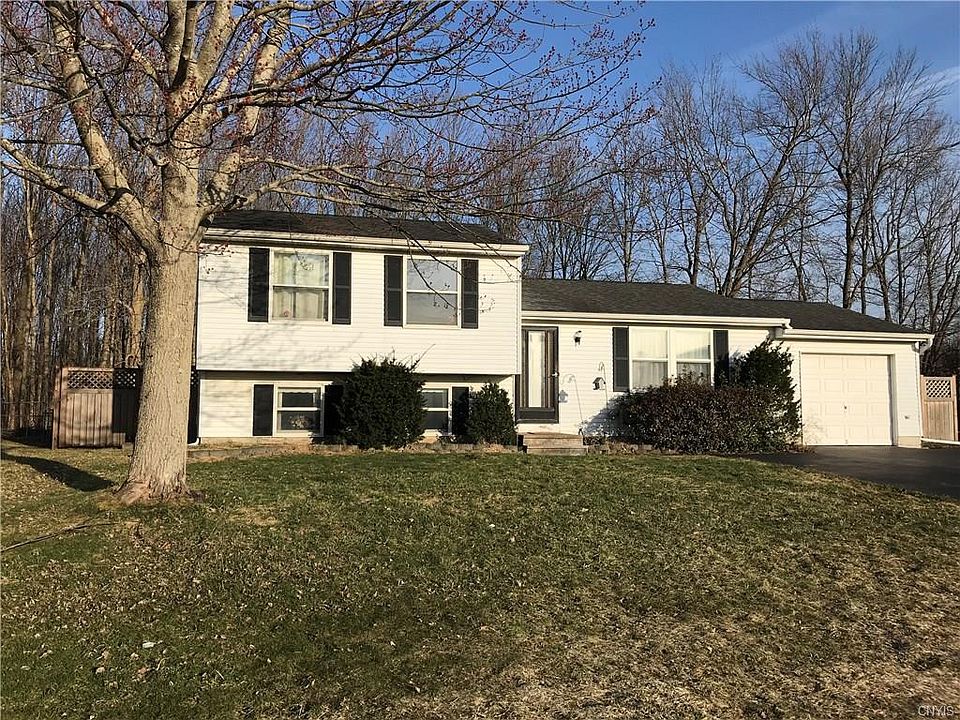 1st image of 8193 Gatewood Dr