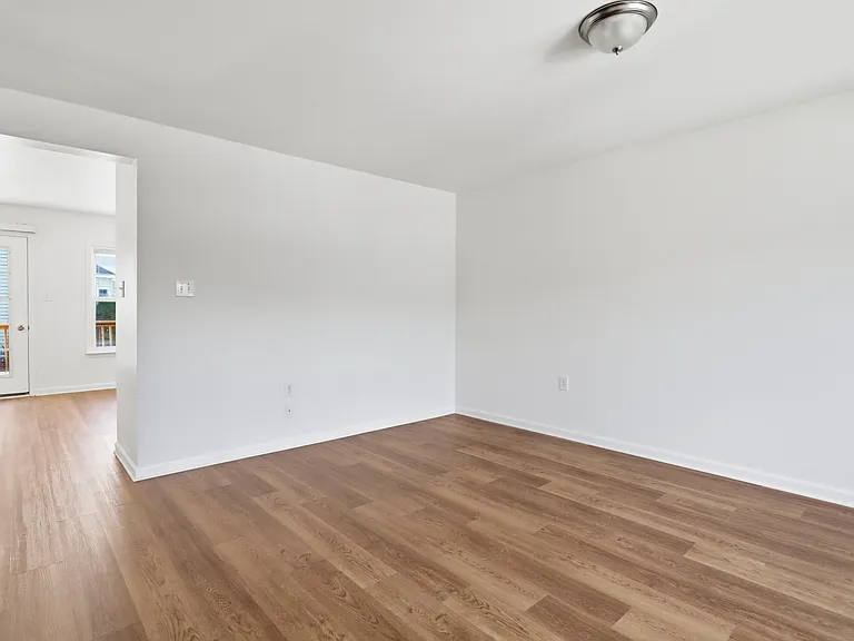 10 Crabapple Ct — Photo 5