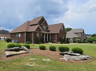 4232R Thoroughbred Ln, Murfreesboro, TN 37127