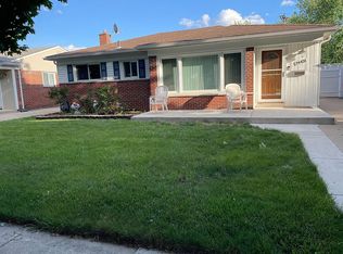 24431 Crowley St, Taylor, MI 48180