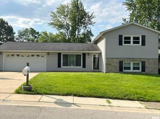 14 Pinto Dr, Springfield, IL 62702