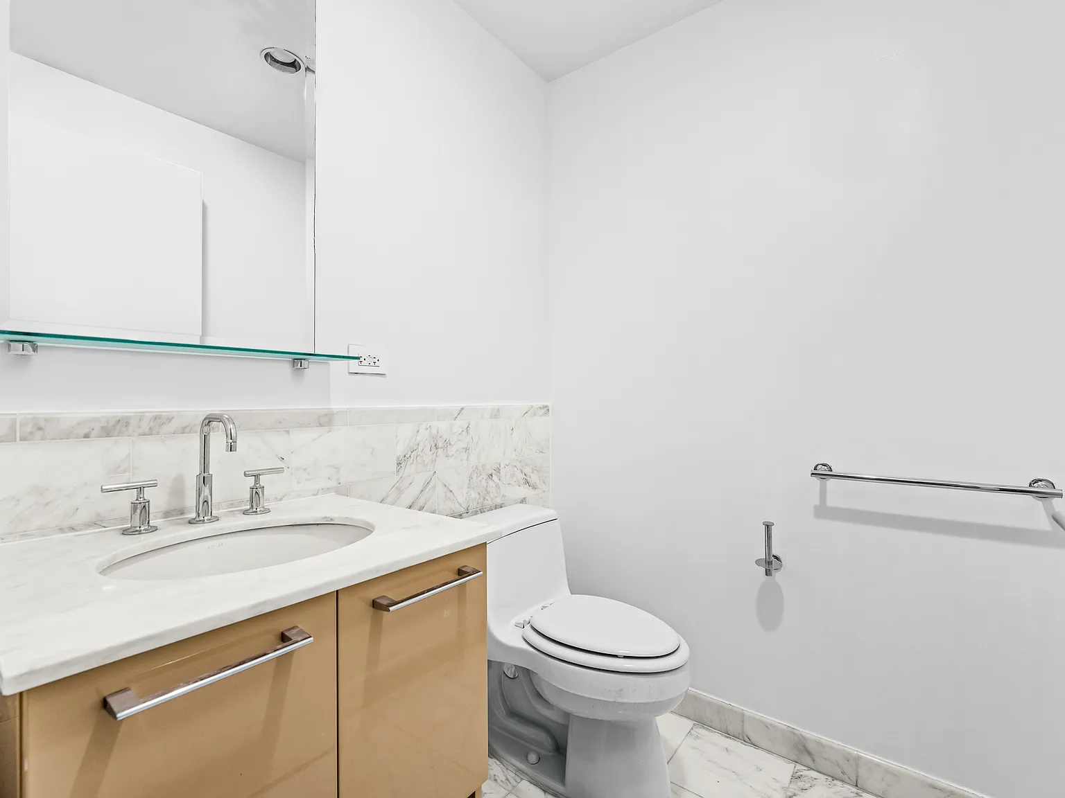 49 East 34th Street — Photo 4