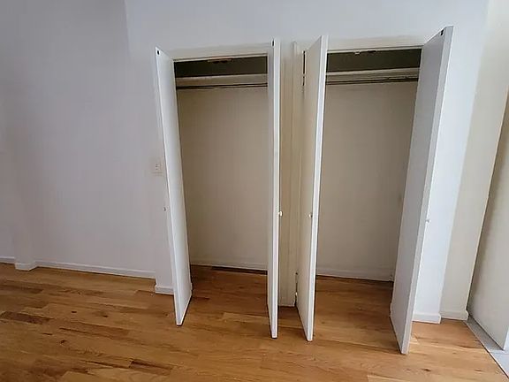 5th image of 198 Stockholm St APT 1R