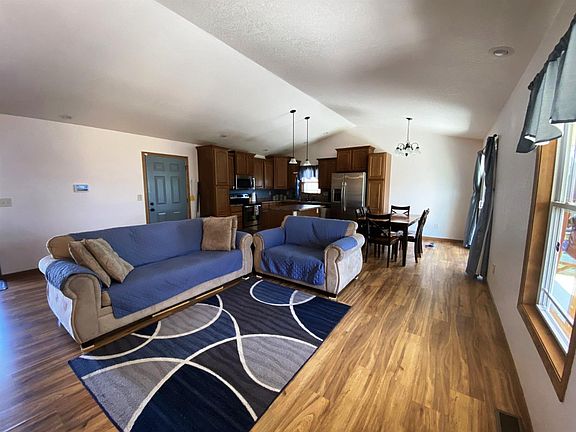4th image of 506 Alyssa Ct