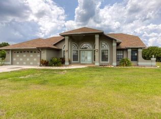 9942 Timmons Rd, Thonotosassa, FL 33592