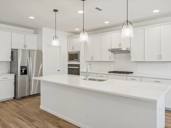 1495 E Cattle Graze Loop, Sahuarita, AZ 85629