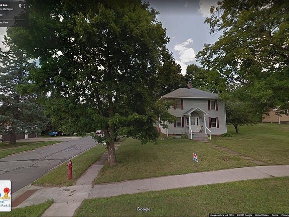 2nd image of 922 Crystal Ave