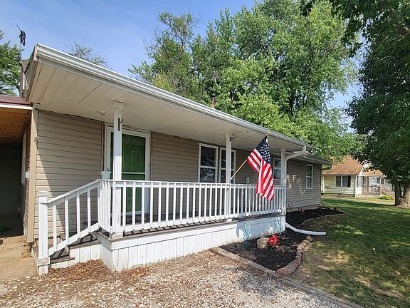 2nd image of 3308 1st St