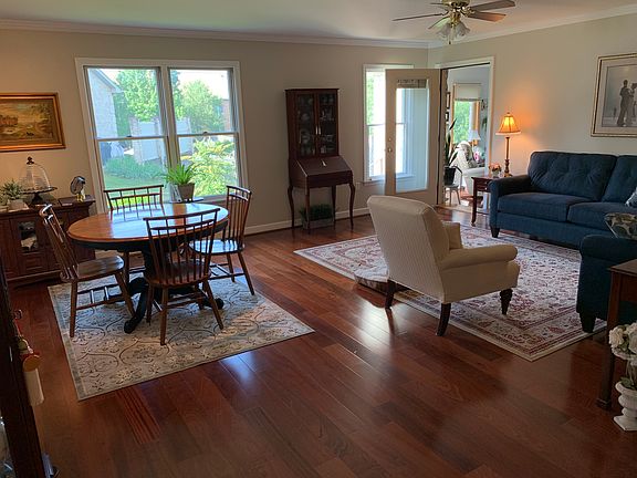 4th image of 138 Miller Ct