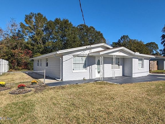 3rd image of 5911 MARTIN LUTHER KING Drive
