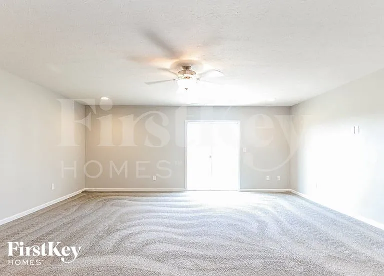 8154 Brookville Way — Photo 2
