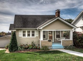 4413 Woolworth Ave, Omaha, NE 68105