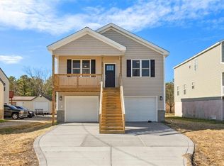 202 Ridge Rd, Poquoson, VA 23662