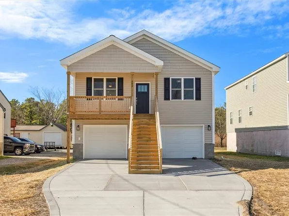 202 Ridge Rd, Poquoson, VA 23662